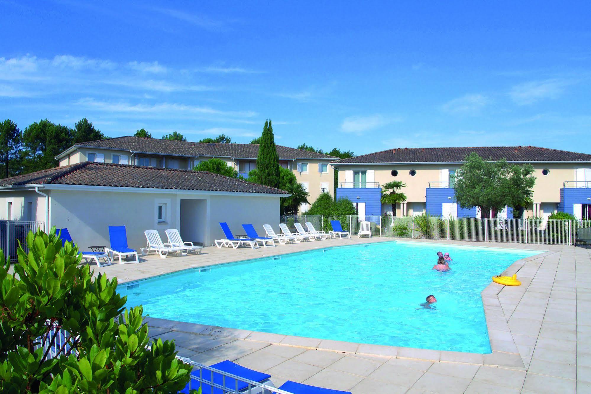 Appart'City Classic Bordeaux Aeroport St Jean D'Illac Saint-Jean-d'Illac Exterior photo
